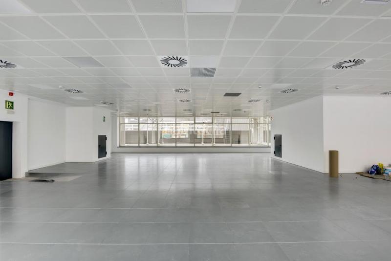 Foto e2921131-a5b8-4567-9b7e-b1a55e814b0a. Rent office space with parking in El Parc i la Llacuna del Poblenou Barcelona