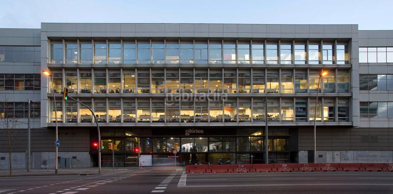 Foto 3f85b44a-ae61-4b5a-adbe-3eff09d6c1d8. Affitto ufficio con parcheggio in El Parc i la Llacuna del Poblenou Barcelona