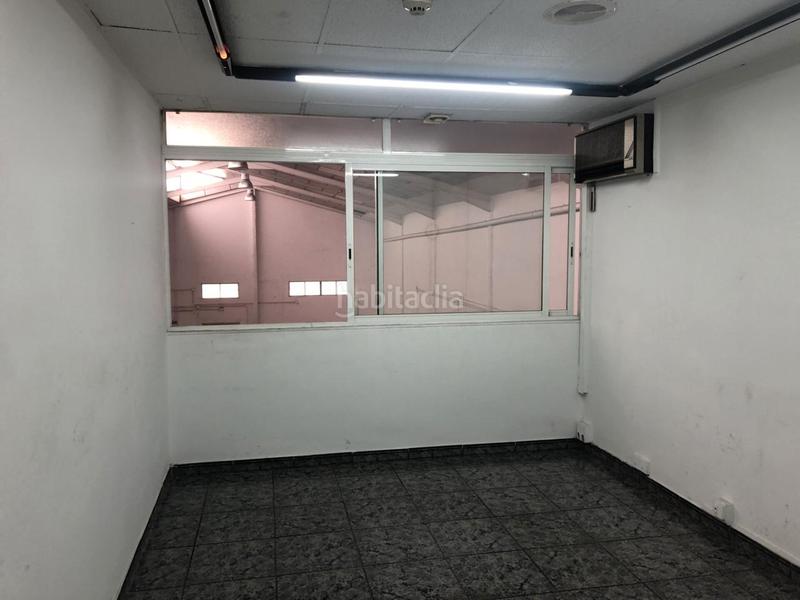 Foto 16fde42b-f4cd-49a6-bce1-47eb1b56d511. Affitto capannone industriale con riscaldamento in Badalona