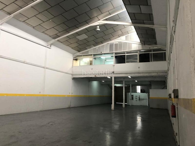 Foto 8786ff79-be4b-4754-9c40-1e33f915f2ad. Affitto capannone industriale con riscaldamento in Badalona