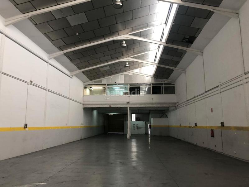 Foto 0382a122-d9aa-415e-90ad-137f8bb8ae02. Lloguer nau industrial amb calefacció a Manresà Badalona