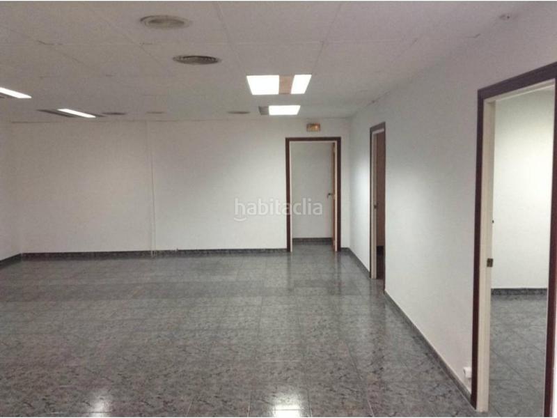 Foto 0db5babd-f8e7-4426-8298-45cb19044315. Lloguer nau industrial amb calefacció a Manresà Badalona