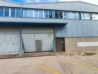 Nau industrial  Avinguda ca n'amat
