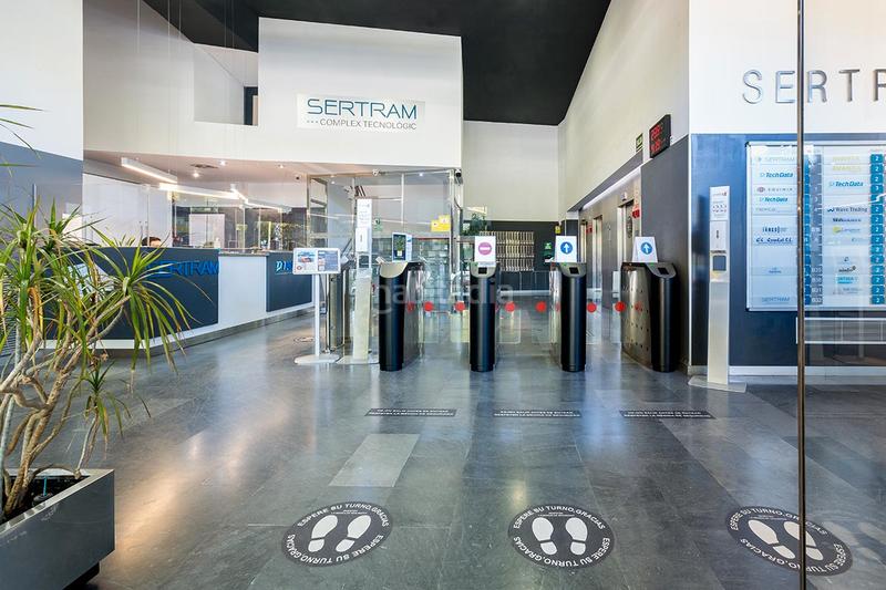 Foto 7daa5106-c277-4839-9875-7c028f149644. Rent office space with parking in La Marina del Prat Vermell Barcelona