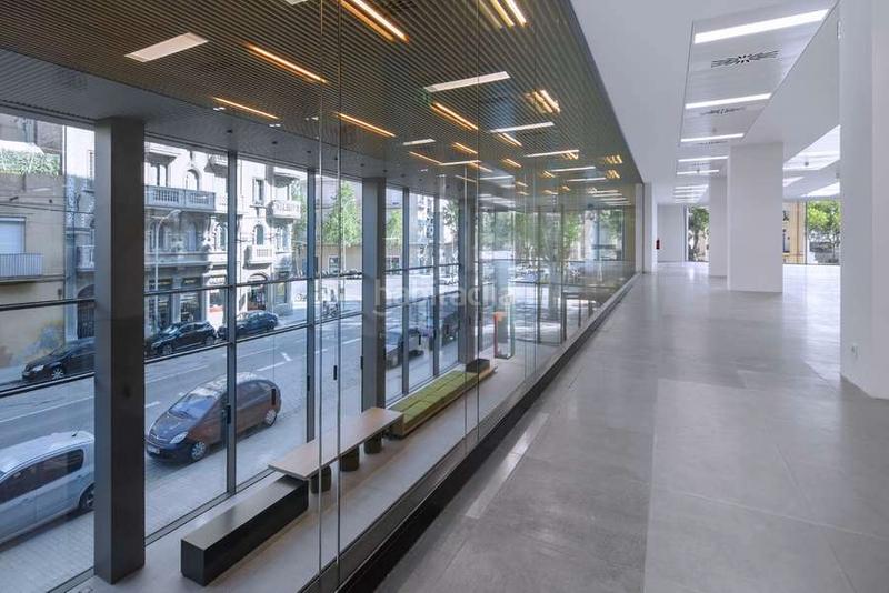 Foto 8136cd85-0d46-4286-9466-8429b6ef1fa9. Location bureau avec chauffage parking dans El Parc i la Llacuna del Poblenou Barcelona