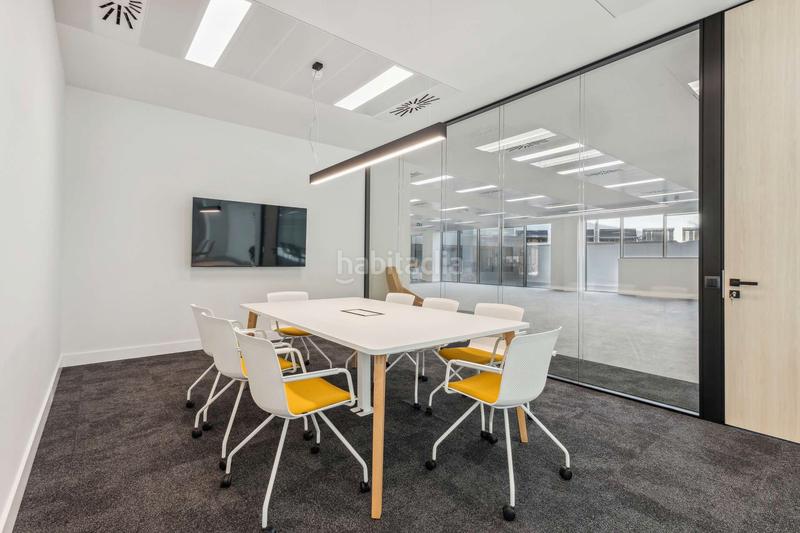 Foto dd50d158-ed8f-48ac-8355-5b4c7a883dc3. Location bureau avec chauffage parking dans El Parc i la Llacuna del Poblenou Barcelona