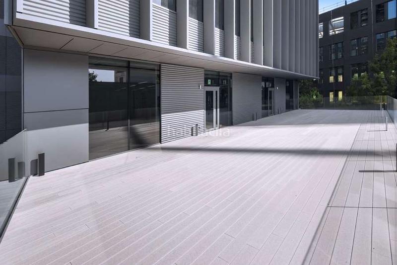 Foto 53e73b44-670b-4bda-92ee-fac92d021918. Alquiler oficina en El Parc i la Llacuna del Poblenou Barcelona