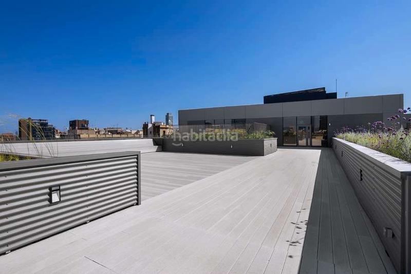 Foto f7d9efa1-f668-4bd9-8547-9b6f6fc61daa. Affitto ufficio con riscaldamento parcheggio in El Parc i la Llacuna del Poblenou Barcelona