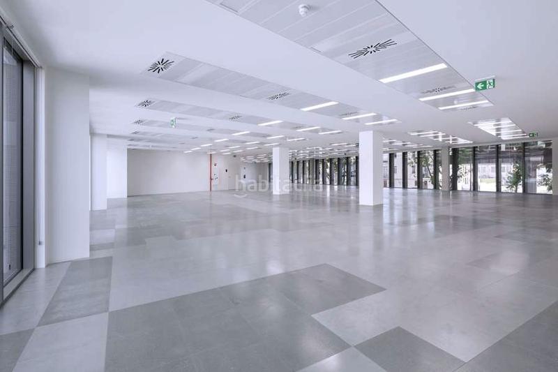 Foto f85845a3-fa61-4699-a301-9c71c6043393. Affitto ufficio con riscaldamento parcheggio in El Parc i la Llacuna del Poblenou Barcelona