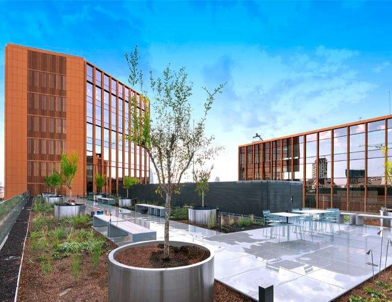 Foto 748dd894-0dad-42ef-8235-1e706195bbab. Rent office space with heating in Provençals del Poblenou Barcelona