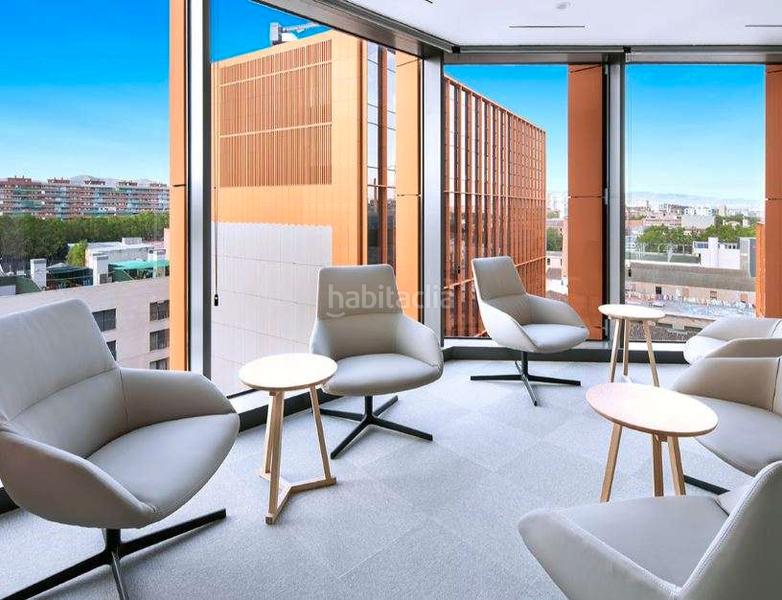 Foto c5c8bf17-174f-4a7e-8a87-db19536d62b4. Rent office space with heating in Provençals del Poblenou Barcelona