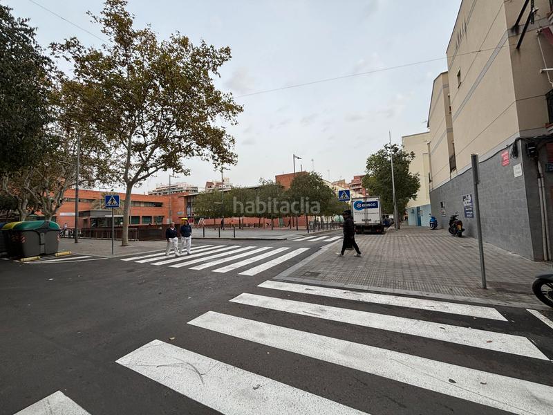 Foto ca95adfb-1439-498a-b796-d1e7241f8b47. Local comercial a Collblanc Hospitalet de Llobregat (L´)