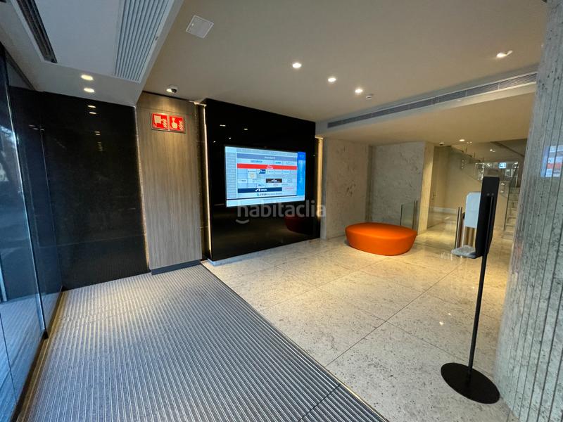 Foto 9f0e74e9-81fd-4d6c-96ea-cd4d9b22fac3. Location bureau avec chauffage parking dans Barri de les Corts Barcelona