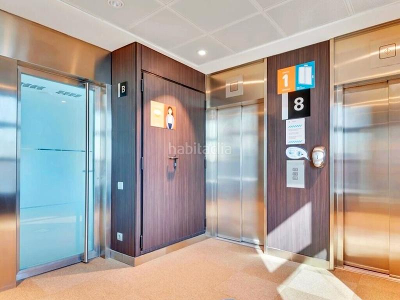 Foto b643fd31-a01e-42f0-94ed-6fe5312e7e26. Lloguer oficina amb calefacció a Barri de les Corts Barcelona