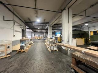 Bâtiment à usage industriel  Carrer acústica. Nave tipo c en venta en castellbisbal