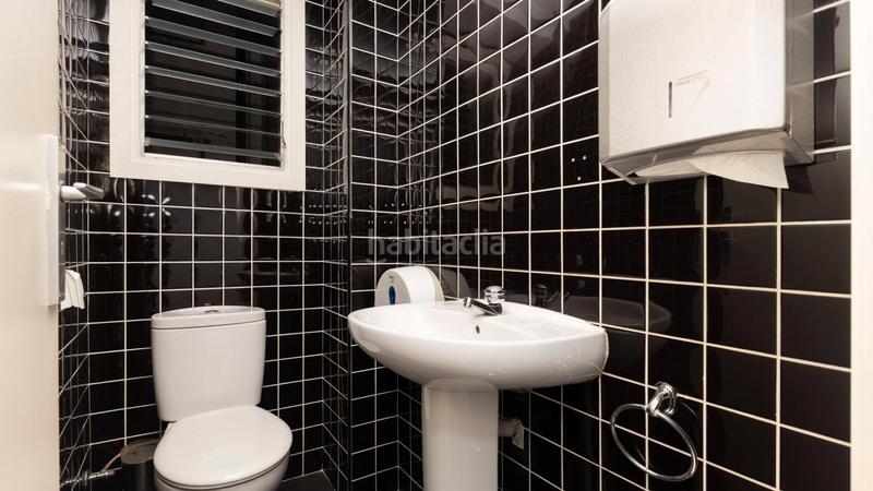 Foto 46d7f572-973e-4f37-be56-4275dde246fa. Rent office space in Sant Antoni Barcelona