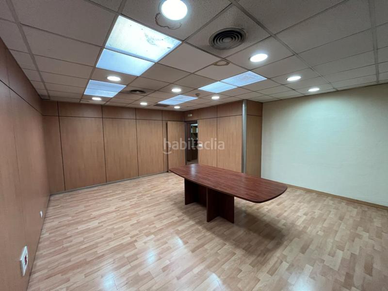 Foto 5c165d69-9d62-4bc1-b8fe-d833c15777c5. Bâtiment à usage industriel avec chauffage dans Gràcia Sabadell