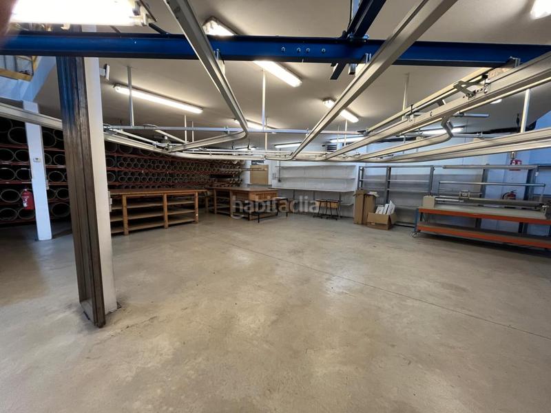 Foto 967d9ccd-846e-4d1f-b8f6-0222062260d7. Bâtiment à usage industriel avec chauffage dans Gràcia Sabadell