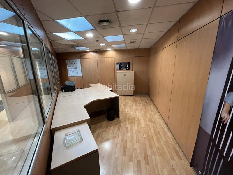 Foto 9e460856-6015-4399-b00a-fbaf4cfd0890. Bâtiment à usage industriel avec chauffage dans Gràcia Sabadell