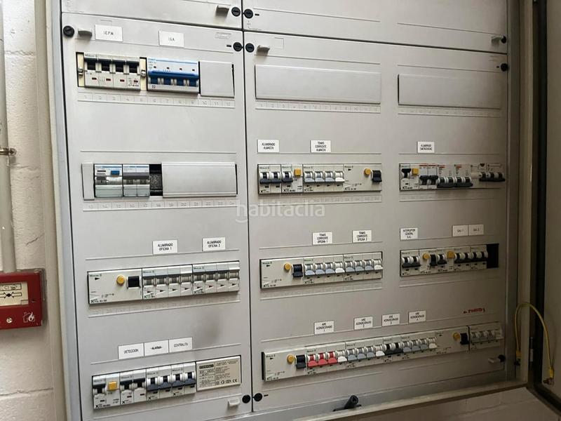 Foto adb0277f-96e1-4e98-a6d4-0255dfdc9e67. Bâtiment à usage industriel avec chauffage dans Gràcia Sabadell