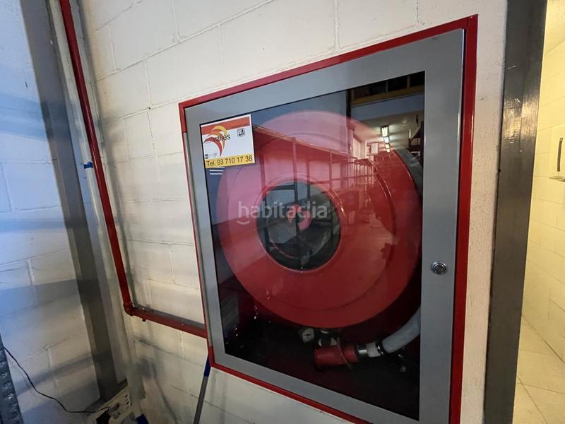 Foto d2db4cfb-92d7-4894-96bb-85dfa5a20f6a. Bâtiment à usage industriel avec chauffage dans Gràcia Sabadell