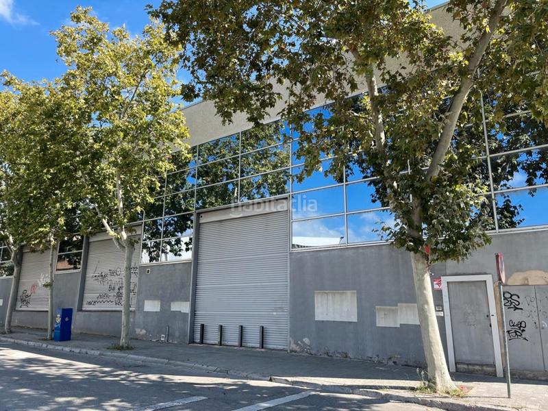 Foto e8bf4e98-66a6-449a-aca6-a3e583dd578c. Bâtiment à usage industriel avec chauffage dans Gràcia Sabadell