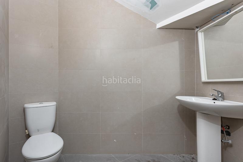 Foto 00833606-6235-45a6-833f-ee83d8168544. Location local commercial dans Sant Andreu de Palomar Barcelona