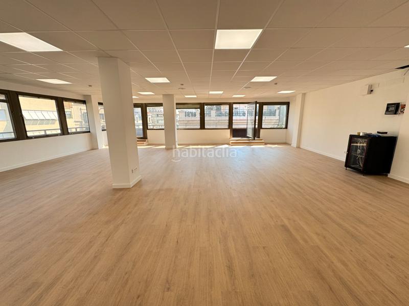 Foto abf83829-2872-4184-a76d-2064c03793c7. Location bureau dans Sant Gervasi - Galvany Barcelona