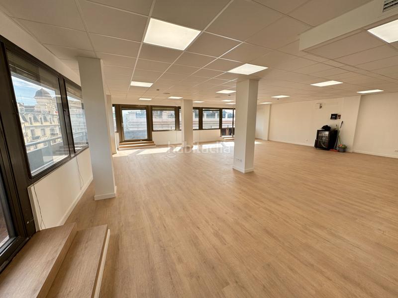 Foto ea692582-f0b8-4ef2-8af4-7dc404d8d0c9. Miete büro in Sant Gervasi - Galvany Barcelona