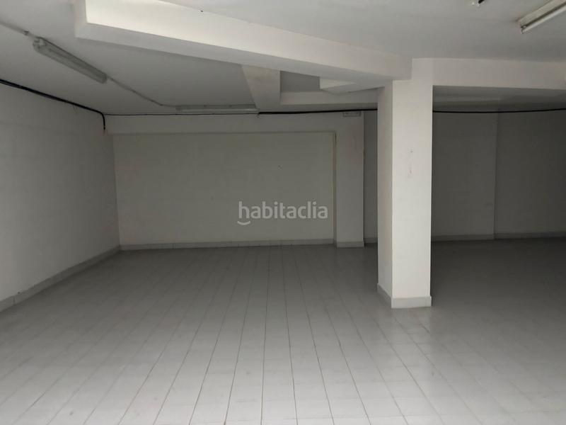 Foto 02b4521f-c5b4-4a21-95e9-808e691e221f. Local comercial en carrer de calderón de la barca 106 en Barcelona