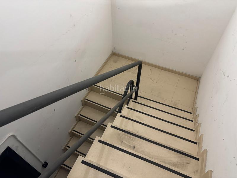 Foto fa86d574-8536-4345-abc4-68e53d78cfe6. Local comercial en carrer de calderón de la barca 106 en Barcelona