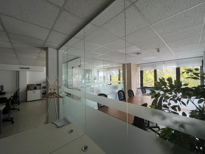 Foto e59774a0-23c9-4322-b657-48008e57f782. Miete büro mit heizung in Barri de les Corts Barcelona