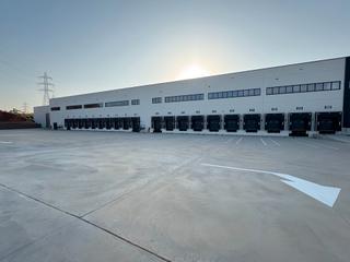 Miete Fabrikhalle  Carrer circumval•lació