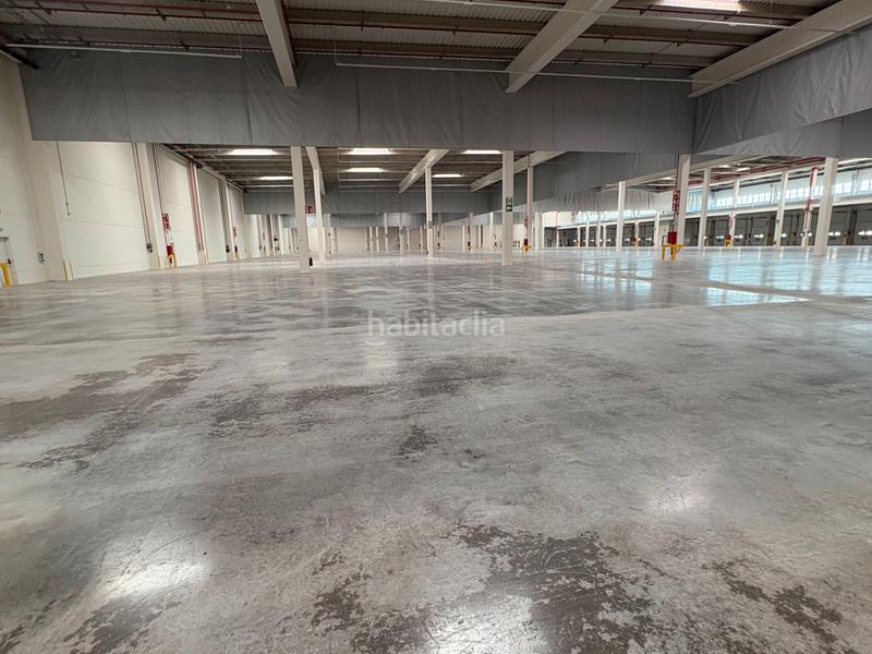 Foto 4f3183aa-ab20-475a-9d66-711d49462a0d. Alquiler nave industrial en Castellbisbal