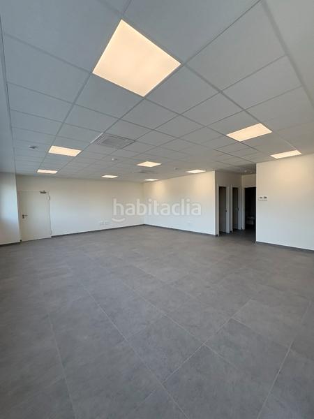 Foto 6af00c59-7e60-4fc6-b65e-c25c7ee3d9ac. Alquiler nave industrial en Castellbisbal