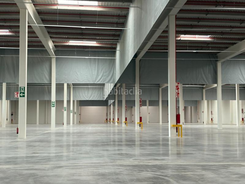 Foto 7f0fcee0-2b09-4bd0-b94b-b79b09472b1d. Alquiler nave industrial en Castellbisbal