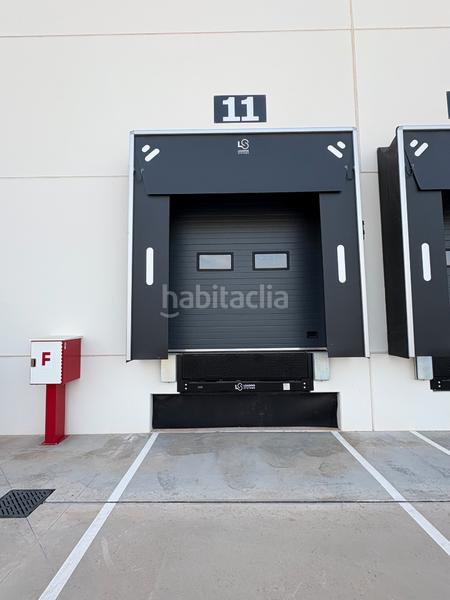 Foto b76e619f-f066-4486-b9f6-13a7782ff3f6. Alquiler nave industrial en Castellbisbal