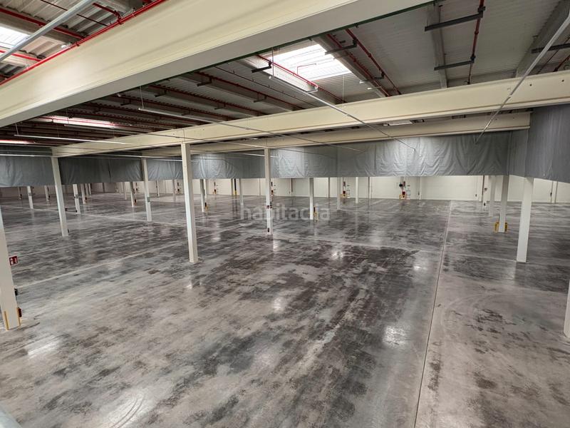 Foto bacef660-b5db-4bad-942e-94c8311ca3bb. Alquiler nave industrial en Castellbisbal