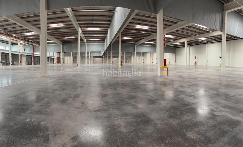 Foto c78bb896-d95b-4d9c-834c-35c0ad935008. Alquiler nave industrial en Castellbisbal