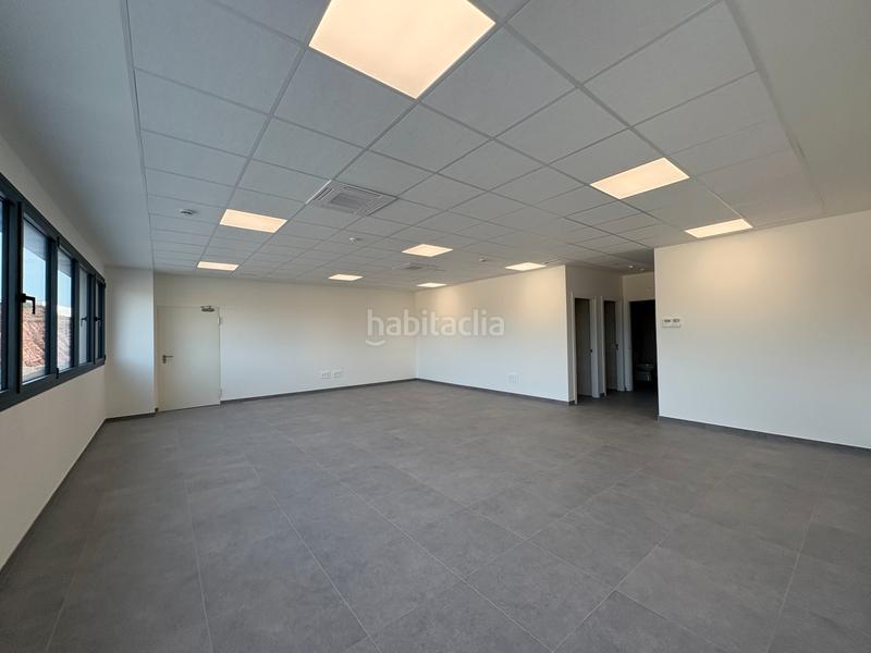 Foto cdc3b6ce-eea9-4e09-b29a-d93eb70a9246. Alquiler nave industrial en Castellbisbal