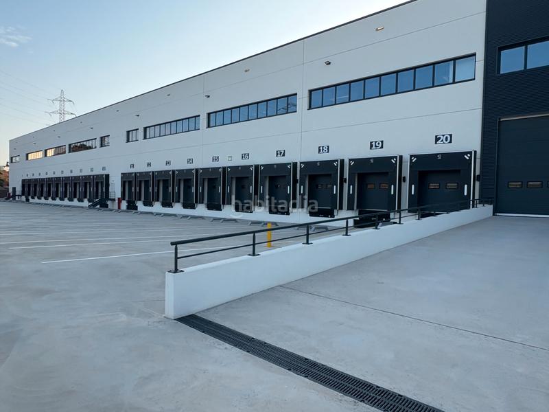 Foto d95fbe05-d64d-4228-be77-be10c931c88b. Alquiler nave industrial en Castellbisbal
