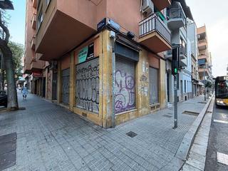Business premise in Carrer de Baldomer Solà