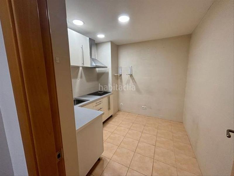 Foto 847db3fa-bef5-4dd1-85da-6fc3c0b8a4df. Local comercial en La Nova Esquerra de l´Eixample Barcelona