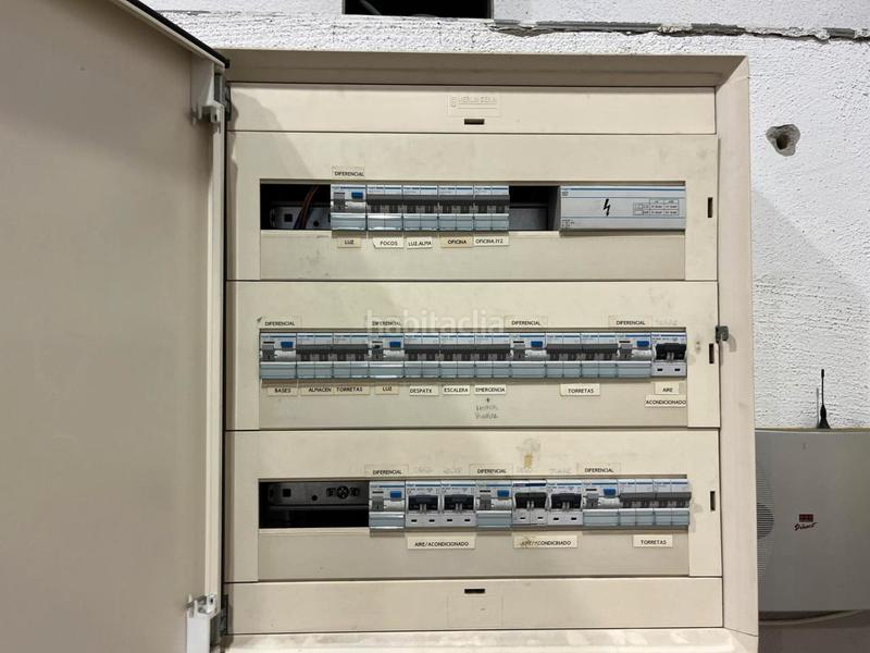 Foto 99ea751e-6c4b-458c-8021-0f271890f8d9. Location bâtiment à usage industriel avec chauffage dans Badalona