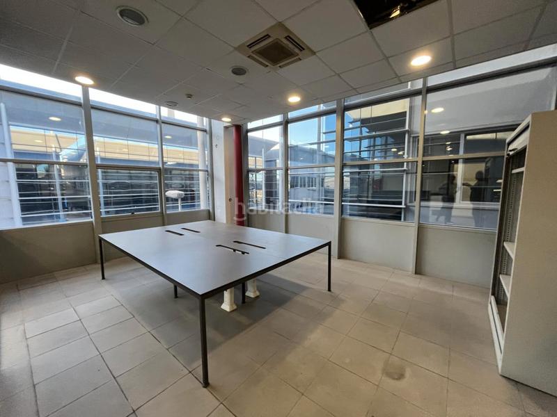 Foto c9548adf-b553-4605-b98d-74d2b65403fe. Miete fabrikhalle mit heizung in Port Badalona