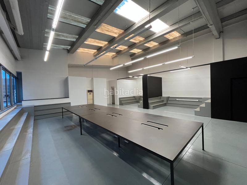 Foto 6332c9a4-ad42-4aea-9fc3-7afa5ef5e9c3. Lloguer nau industrial amb calefacció a Port Badalona