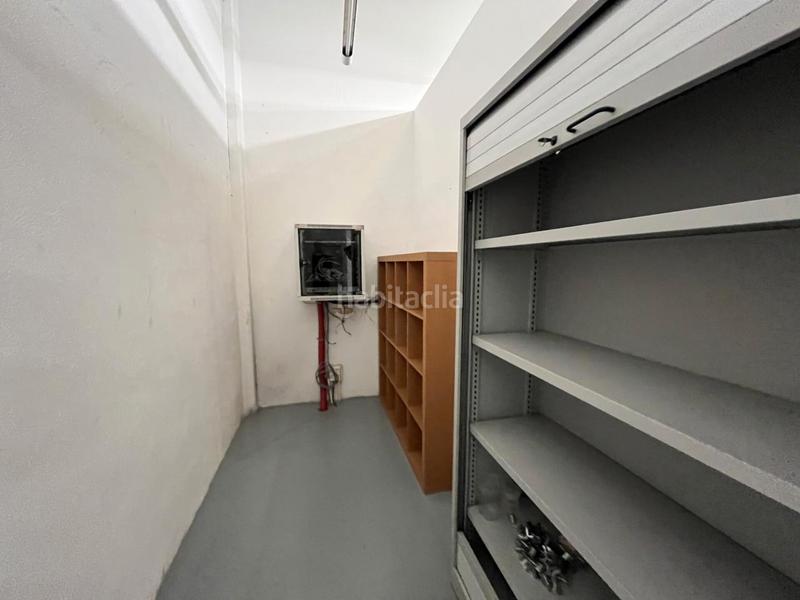 Foto d77625fd-1f05-4df0-9a54-c5d3ce6219eb. Lloguer nau industrial amb calefacció a Port Badalona