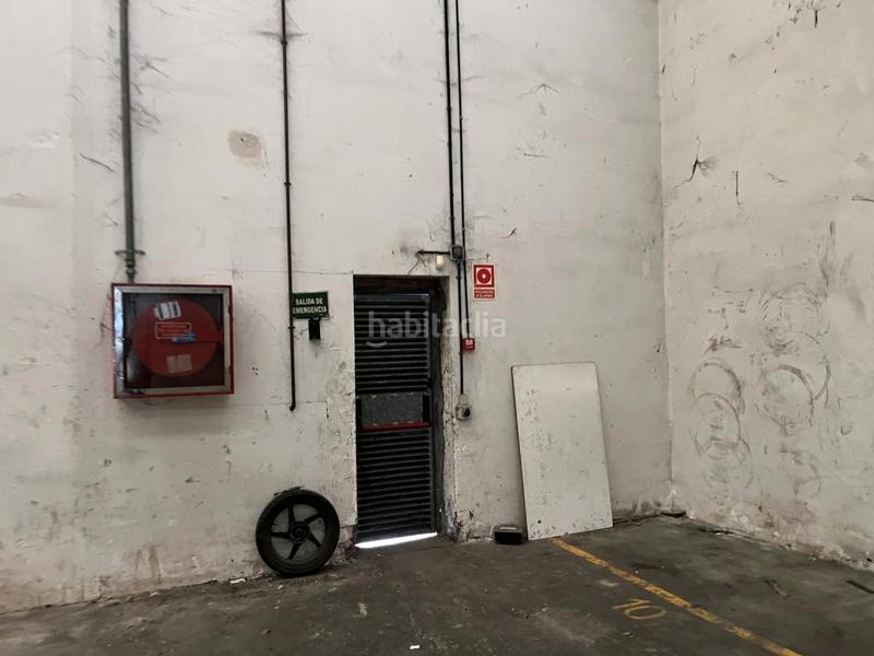 Foto 1f96f757-8a3e-44f1-a631-2b7809262216. Rent industrial building in Molins de Rei