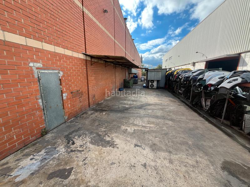 Foto 30179d2a-a0d1-47fd-abfa-1a12f891848d. Rent industrial building in Molins de Rei