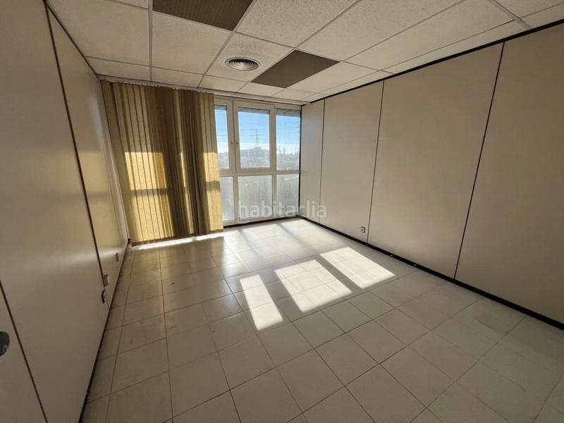 Foto 4192130a-ad92-4e36-bd30-84967a2b6447. Rent industrial building in Molins de Rei